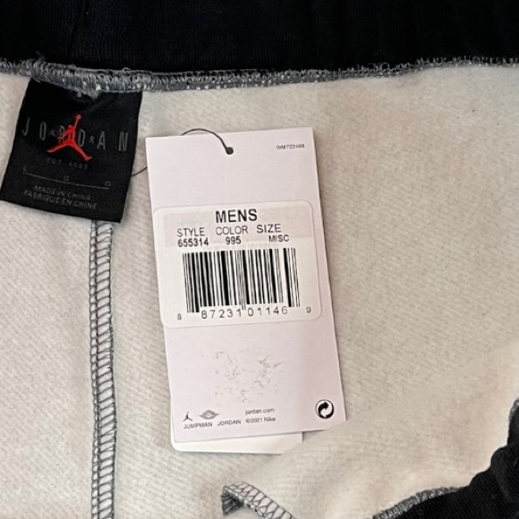 Jordan Athletic Shorts (NWT) - Size: Large - Picture 8 of 8